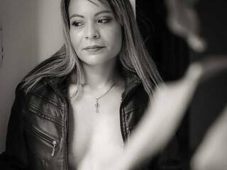 دردشة الفيديو المثيرة NatalieRoss