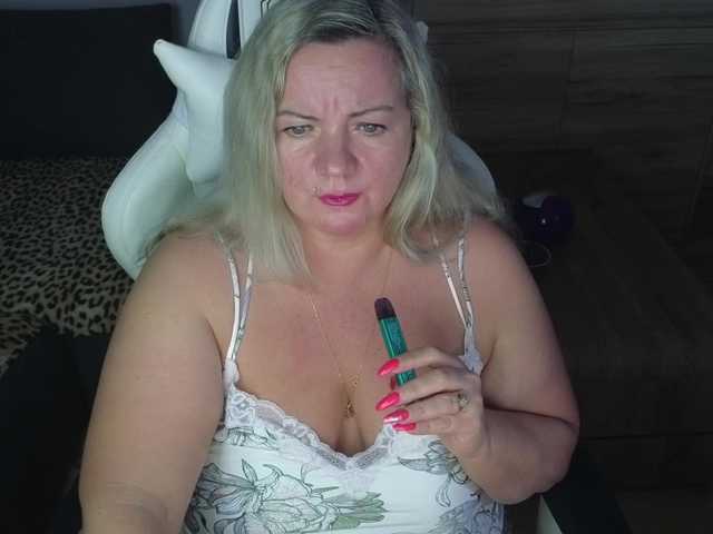 الصور Natalli888 #mistress#humiliation#findom# bbw#smoking#cuckold#sissy##feet​Prepare ​your ​hard ​earned ​money!!!!!! I do not accept PM requests unless they are tipped for according to the tip menu.