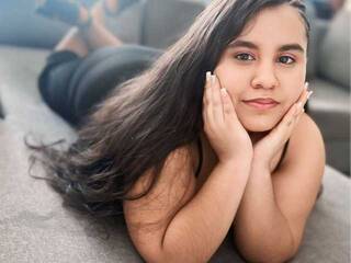 دردشة الفيديو المثيرة NatashaBelly