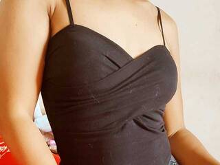 دردشة الفيديو المثيرة Natiana