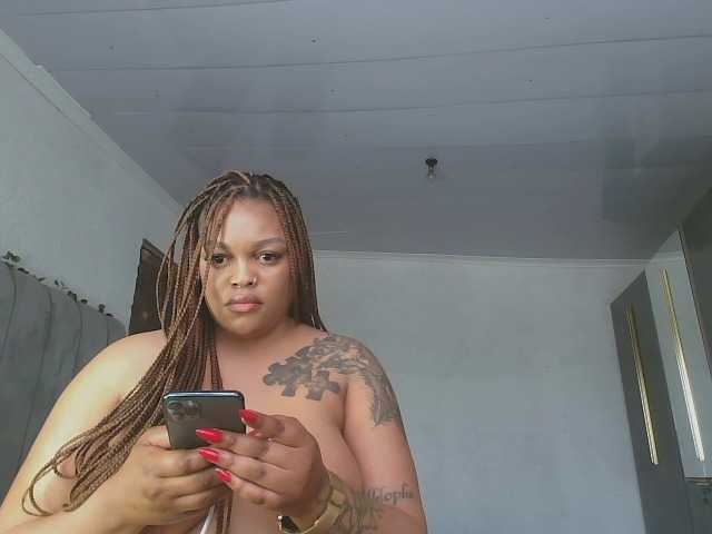 لقطات البث Naughty-Mel