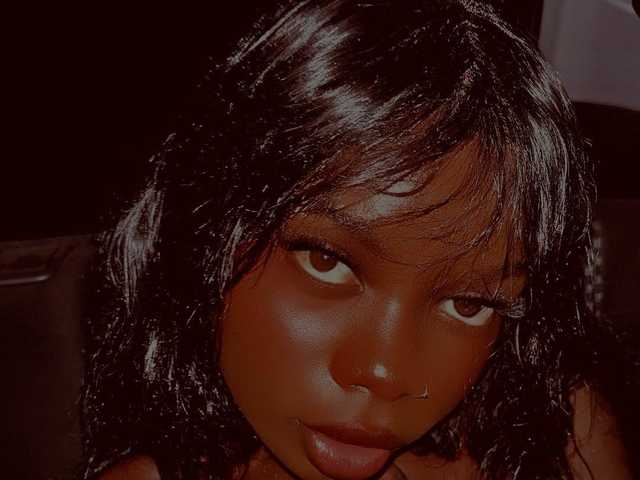 صورة الملف الشخصي NaughtyCherie