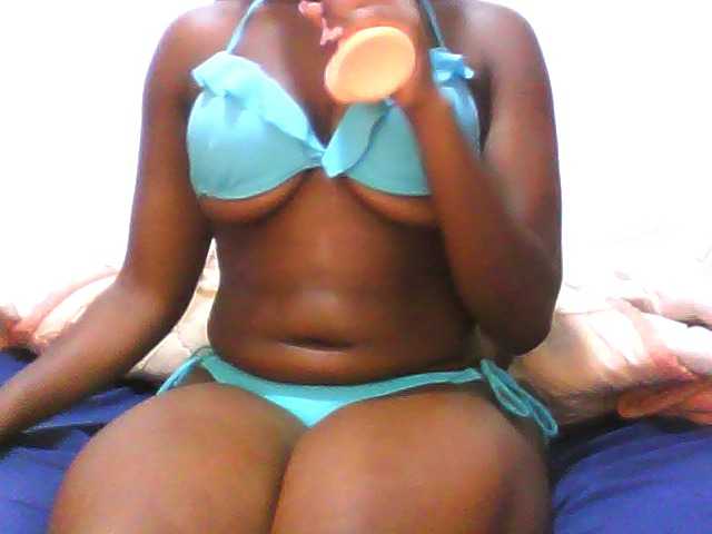 لقطات البث NaughtyKellie