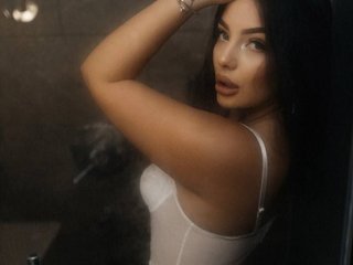 دردشة الفيديو المثيرة NaynaVelvet