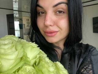 دردشة الفيديو المثيرة Nemezziida