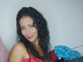 دردشة الفيديو المثيرة nenita-horny