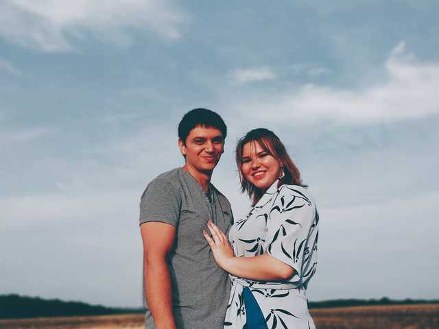 صورة الملف الشخصي Newlyweds05
