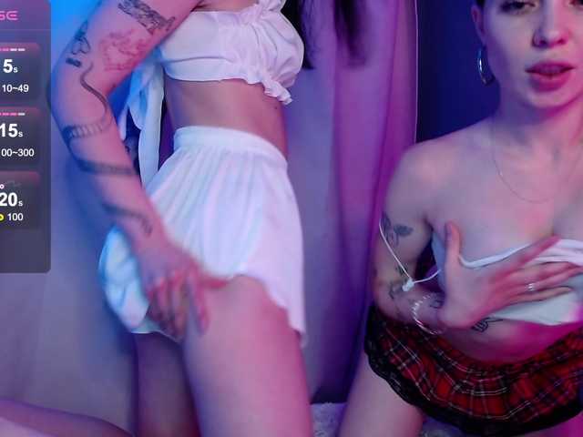 لقطات البث NiaandMolly