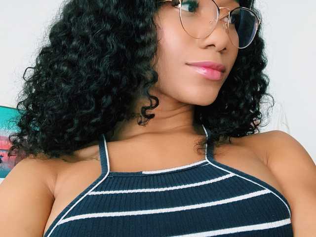 صورة الملف الشخصي NiaSmith1