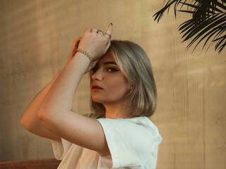 دردشة الفيديو المثيرة Niceboobsme