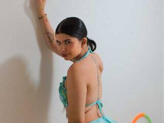 دردشة الفيديو المثيرة Nicolane-Palmer1