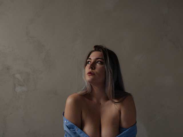 صورة الملف الشخصي Nicole-boobs