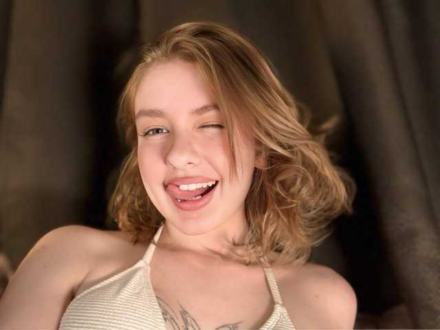 صورة الملف الشخصي NicoleEniston