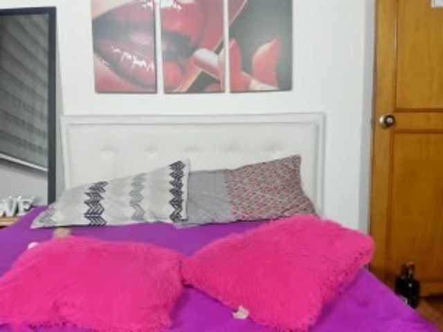 لقطات البث Nicolette5