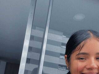 دردشة الفيديو المثيرة NicolHoney