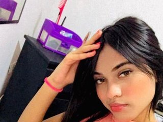 دردشة الفيديو المثيرة nicolle-sanders