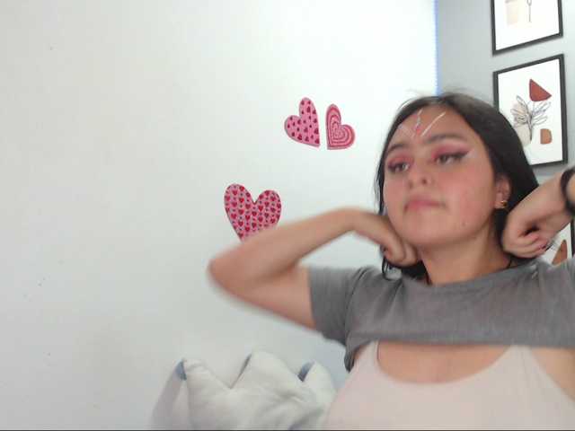 لقطات البث Nicolle69