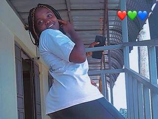 دردشة الفيديو المثيرة Night-nurse2