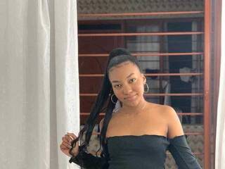 دردشة الفيديو المثيرة NiickyStar