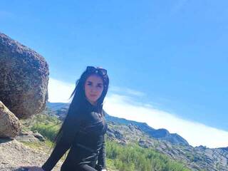 دردشة الفيديو المثيرة Nika-Marrkinson