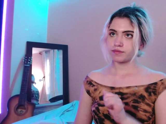 لقطات البث Niki-Yabami