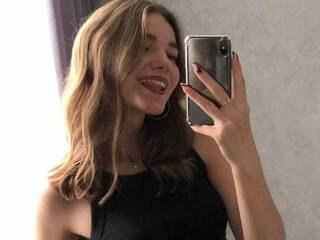 دردشة الفيديو المثيرة NikkiRid