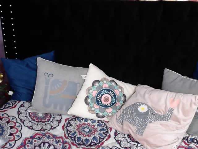 لقطات البث nikole-77