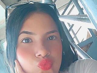 دردشة الفيديو المثيرة nikolpretty18