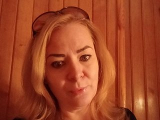 دردشة الفيديو المثيرة NinaKeil