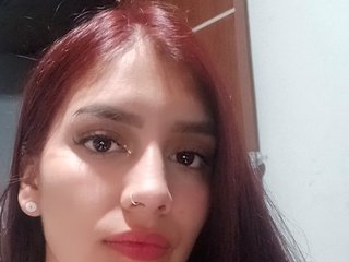 دردشة الفيديو المثيرة ninalove18