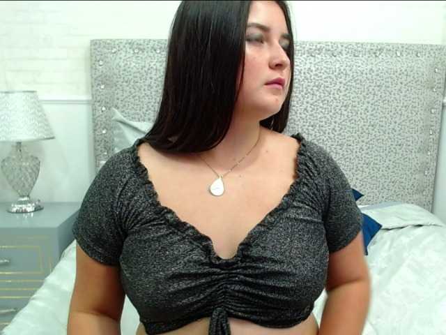 لقطات البث NinaTorres