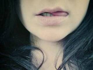 دردشة الفيديو المثيرة ninfomana01