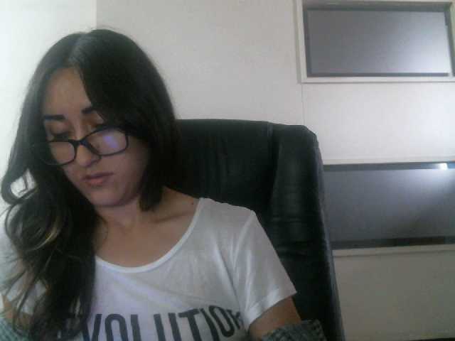 لقطات البث Ninimoon