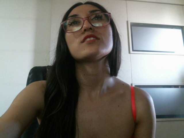 لقطات البث Ninimoon