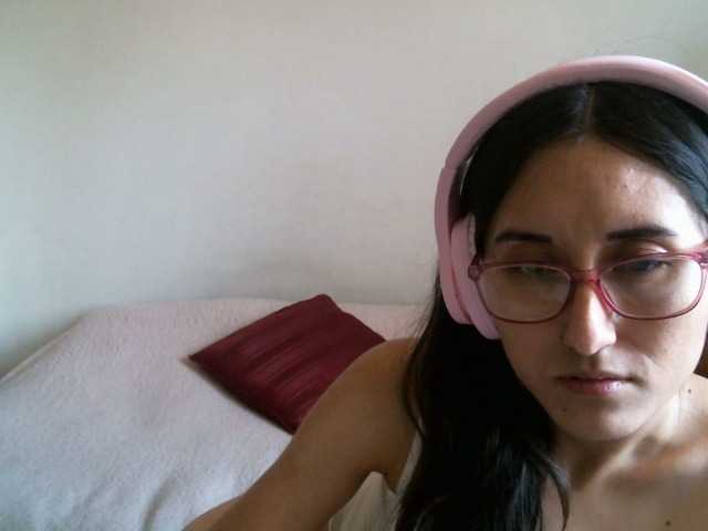 لقطات البث Ninimoon