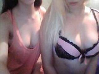 دردشة الفيديو المثيرة nnlovekiss