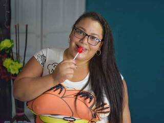 دردشة الفيديو المثيرة nnmodelspluss