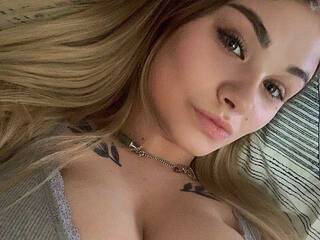 دردشة الفيديو المثيرة Nolovekisssme