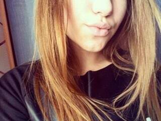 دردشة الفيديو المثيرة Norafff