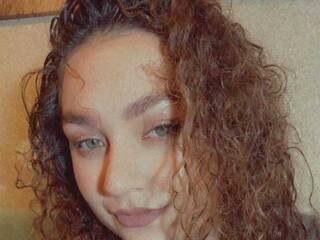 دردشة الفيديو المثيرة notamodel