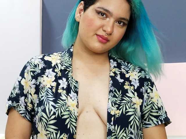 صورة الملف الشخصي Nova-Thompson