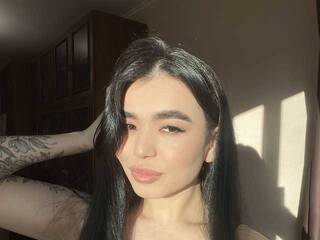 دردشة الفيديو المثيرة Nozzzasa