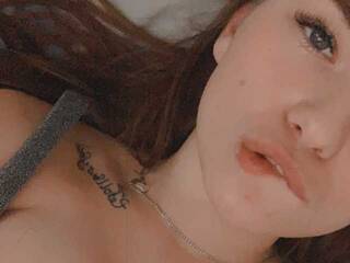 دردشة الفيديو المثيرة Olipopka