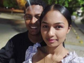 دردشة الفيديو المثيرة Oliver-Mina