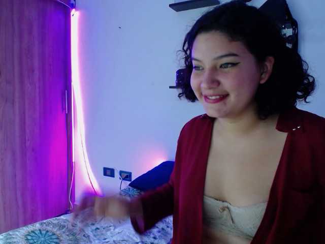 لقطات البث OliviaHill