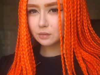 صورة الملف الشخصي orange-girl