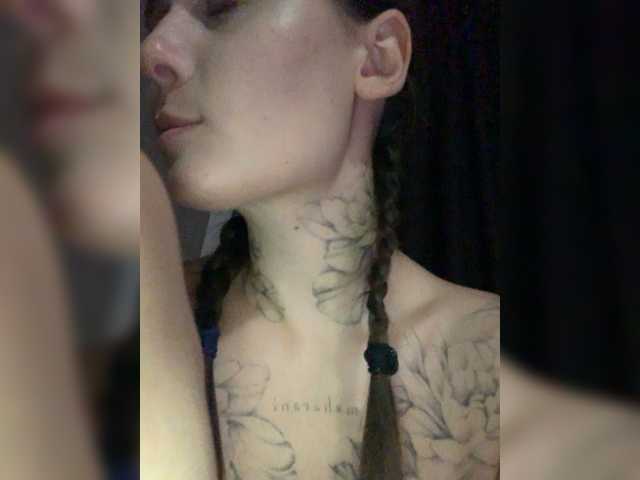 لقطات البث Italianka