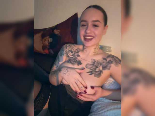 لقطات البث Italianka