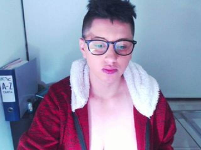 لقطات البث pamelasmith