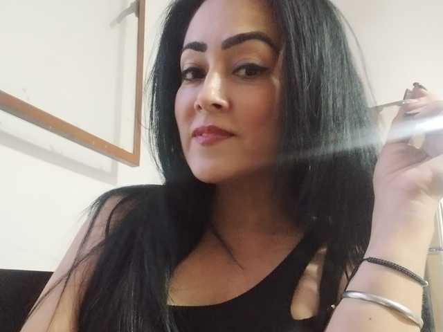 صورة الملف الشخصي paula-james